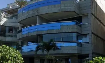 Excelente apartamento na lúcio costa recreio dos bandeirantes.