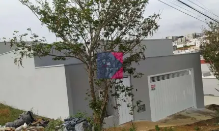 Casa nova à venda no bairro Parque Real em POUSO ALEGRE - MG