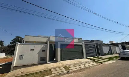 Casa de alto padrão, Edificação ainda na planta, localizada no Parque Real,