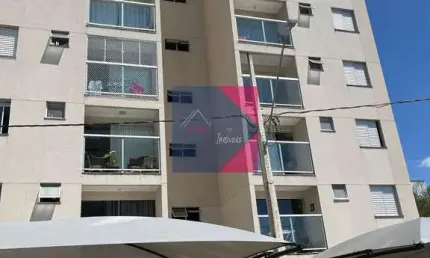 Um apartamento a venda localizado no condomínio Baronesa