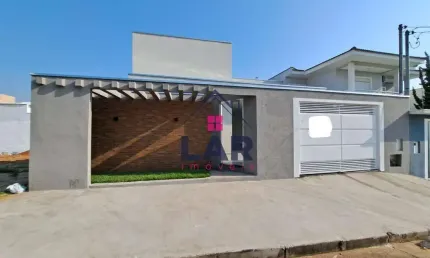 Uma linda casa de alto padrão com localização no bairro Santa Branca