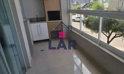 Vende-se apartamento com excelente localização e acabamento de primeira