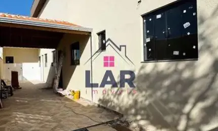 Oportunidade imperdível  casa à venda, conforto e praticidade.
