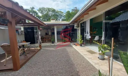 Casa com 3 quartos à venda na Rua Zacarias De Gois, 365, Cohapar, Guaratuba