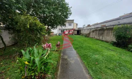 Casa à venda na Avenida Cascavel, 213, Cohapar, Guaratuba