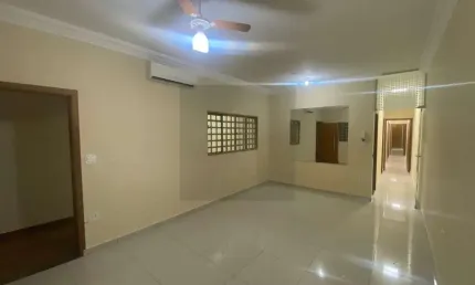 Casa térrea no jardim irajá completa!! com 3 dormitórios sendo 1 suíte