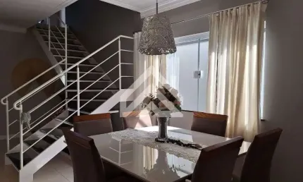 Casa com 4 quartos à venda na Vila Santo Antônio, Rio Claro 