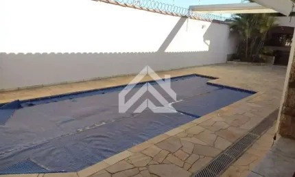 Voce que busca qualidade de Vida e diversao! Este lindo Sobrado no Jardim das Palmeiras! Financia!