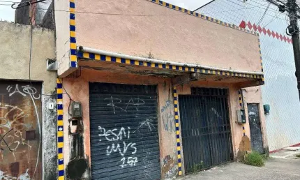 Casa com 5 dormitórios para alugar, 246 m² por R$ 3.584,84/mês - Cristo Redentor - Fortaleza/CE