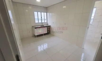 Casa para renda Com Salão Comercial no Bairro Jardim São Bernado-SP