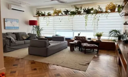 Imóvel para venda possui 163 metros quadrados com 3 quartos em Ipanema - Rio de Janeiro - RJ