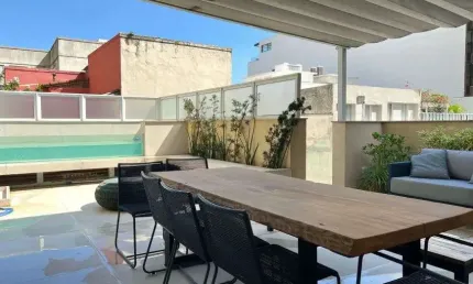 Triplex para venda tem 235 metros quadrados com 3 quartos em Ipanema - Rio de Janeiro - RJ