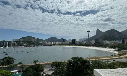 Cobertura para venda possui 304 metros quadrados com 3 quartos em Botafogo - Rio de Janeiro - RJ