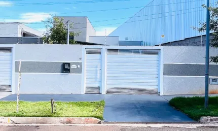 Casa seminova no Jardim Paulista - rica em planejados