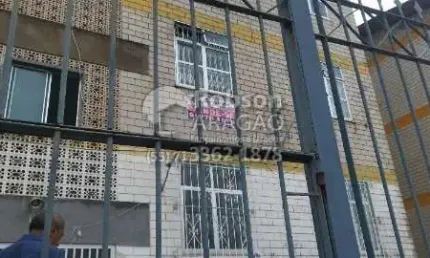 Apartamento com 2 quartos à venda na Doutor Mário Campos, Parque Bela Vista, Salvador por R$ 165.000
