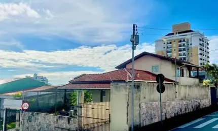 Casa para Venda em São José, Barreiros, 4 dormitórios, 2 banheiros, 2 vagas