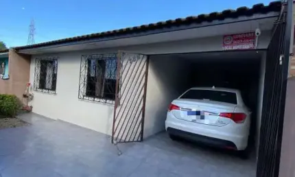 Casa com 3 quartos no Parque dos Pinheiros em Uvaranas