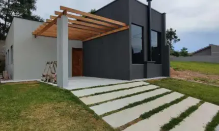 Casa com 3 quartos sendo 1 suite no condomínio ecoville ii