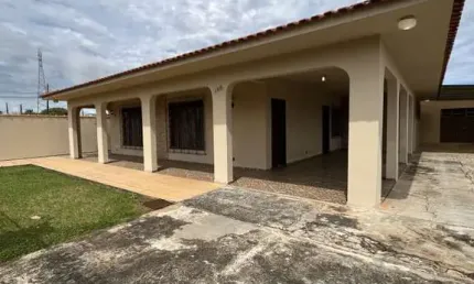 Casa com 3 quartos 1 Suite e piscina no Los Angeles