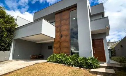 Casa com 4 quartos à venda na Rua Ricardo Kossatz, 94, Uvaranas, Ponta Grossa