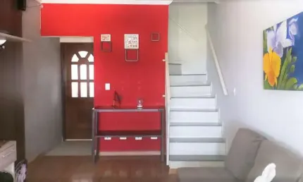 Sobrado à venda, 100 m², 2 quartos, 3 banheiros, 2 suítes