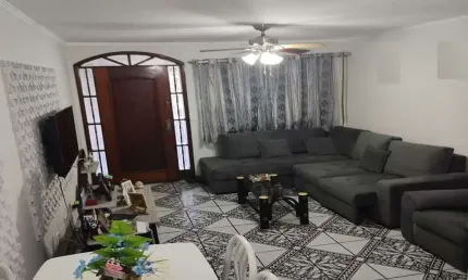Sobrado à venda, 110 m², 3 quartos, 4 banheiros, 1 suíte
