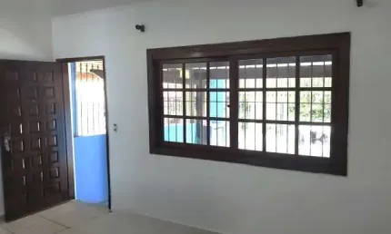 Casa com 2 quartos à venda na Rua Santa Romana, Vila Pereira Cerca, São Paulo
