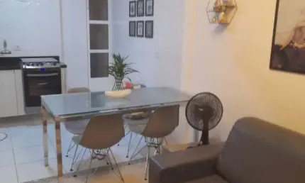 Sobrado à venda, 64 m², 2 quartos, 2 banheiros, 2 suítes