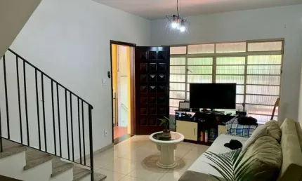 Sobrado à venda, 125 m², 3 quartos, 3 banheiros, 1 suíte