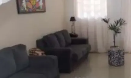 Sobrado à venda, 152 m², 4 quartos, 2 banheiros, 1 suíte
