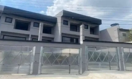 Sobrado à venda, 125 m², 2 quartos, 3 banheiros, 2 suítes