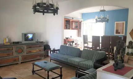 Casa à venda, 240 m², 4 quartos, 1 banheiro, 2 suítes