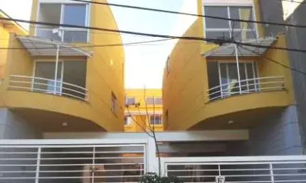 Sobrado à venda, 122 m², 3 quartos, 3 banheiros, 1 suíte