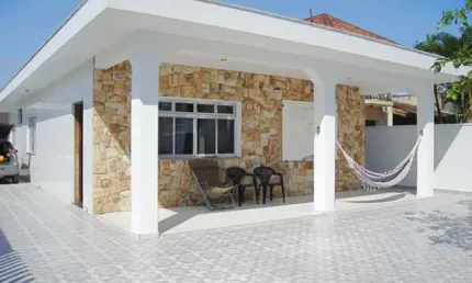 Casa à venda, 132 m², 3 quartos, 3 banheiros, 1 suíte