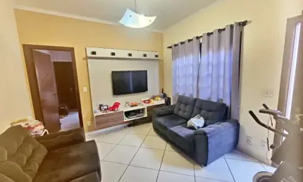Casa à venda, 100 m², 3 quartos, 1 banheiro, 1 suíte