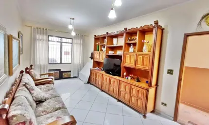 Sobrado à venda, 142 m², 3 quartos, 2 banheiros, 1 suíte