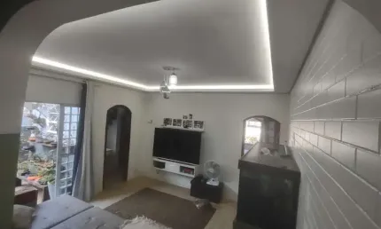 Casa à venda, 220 m², 2 quartos, 3 banheiros, 1 suíte