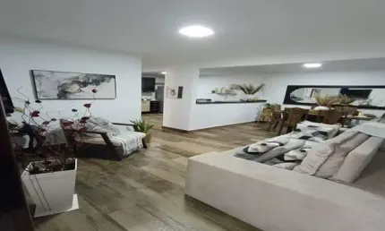 Casa à venda, 100 m², 2 quartos, 2 banheiros, 1 suíte