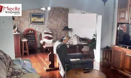 Casa à venda, 312 m², 3 quartos, 2 banheiros, 1 suíte