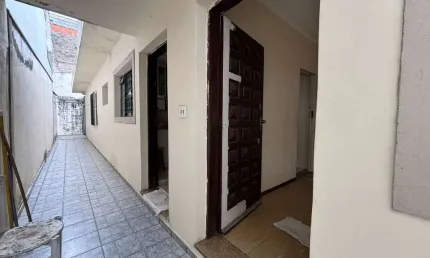 Casa à venda, 130 m², 3 quartos, 2 banheiros, 1 suíte
