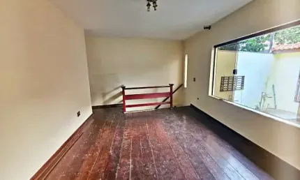 Casa à venda, 160 m², 4 quartos, 5 banheiros, 3 suítes