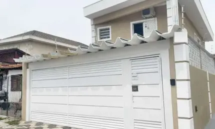 Sobrado à venda, 154 m², 3 quartos, 3 banheiros, 1 suíte