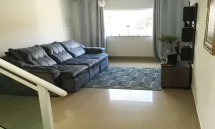 Sobrado à venda, 125 m², 3 quartos, 3 banheiros, 1 suíte