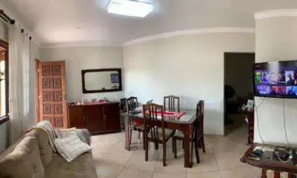 Sobrado à venda, 128 m², 3 quartos, 3 banheiros, 3 suítes