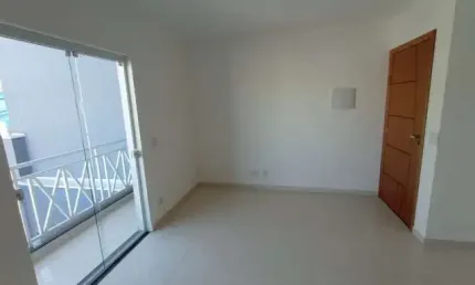 Sobrado à venda, 140 m², 3 quartos, 3 banheiros, 1 suíte