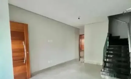 Sobrado à venda, 140 m², 2 quartos, 4 banheiros, 2 suítes