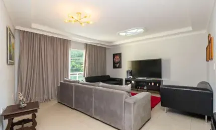 Sobrado à venda, 153 m², 3 quartos, 5 banheiros, 3 suítes