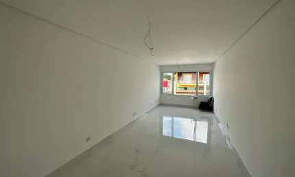 Sobrado à venda, 150 m², 3 quartos, 3 banheiros, 1 suíte