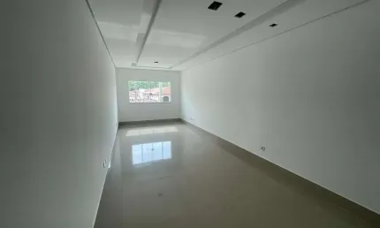 Sobrado à venda, 170 m², 3 quartos, 3 banheiros, 1 suíte