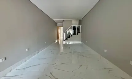 Sobrado à venda, 145 m², 3 quartos, 4 banheiros, 3 suítes